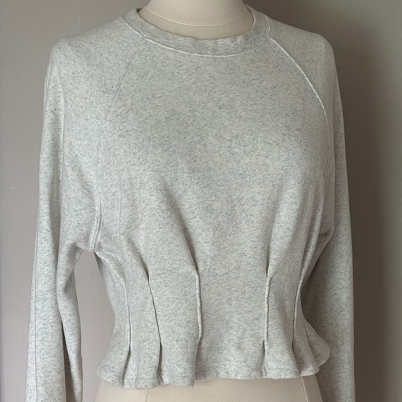 Amuse Society Stylish Cinched Sweatshirt Pullover XS - Picture 3 of 9